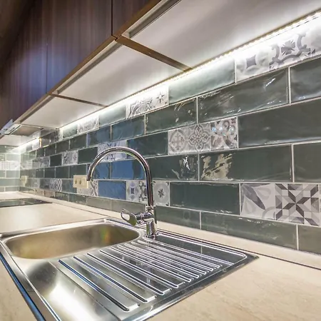 Fashion Street Daire *